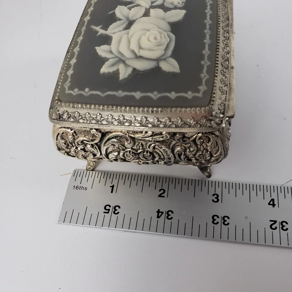 Vintage Linden Silver Tone Rose Cameo Musical Jewelry Box Memory Made in Japan